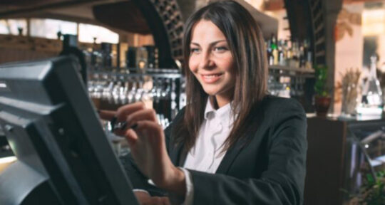 Mejora la gestión de tu restaurante con un software de caja en la nube