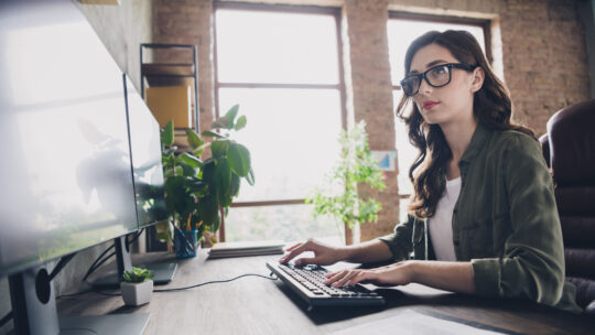 ragazza riceve un malware